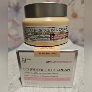 IT Cosmetics Confidence in a Cream • Anti-Aging Hydrating Moisturizer • 2 oz
